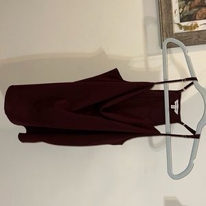 Maroon Z supply top!